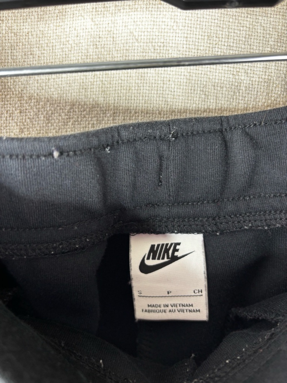 Nike small men’s black sweat shorts - Picture 3 of 5